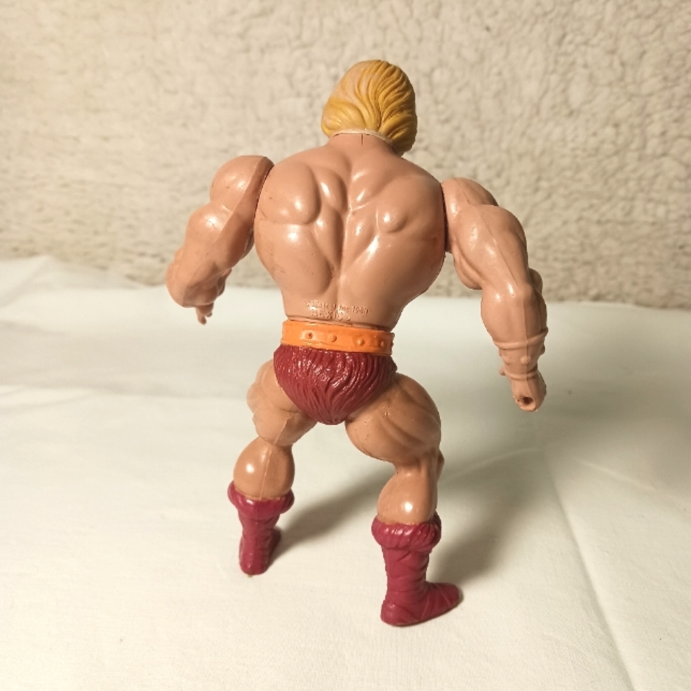 Mattel 1981 He-Man Action Figure - Picture 3 of 5